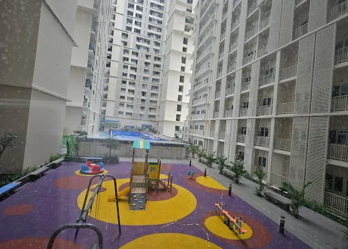 Luxury 1 At Park Mckinley West *